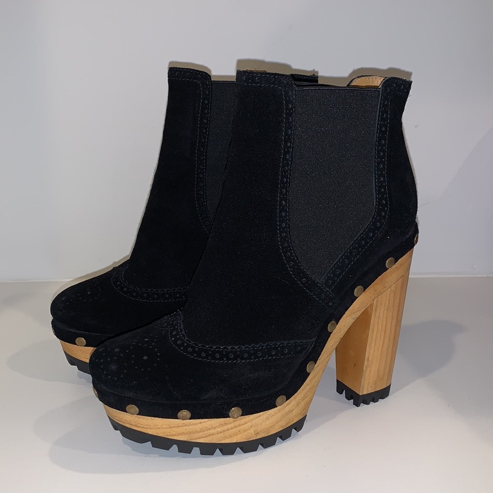 Polo Ralph Lauren Camryn Suede Bootie. - Picture 7 of 15